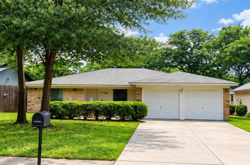 5309 Holly Trl