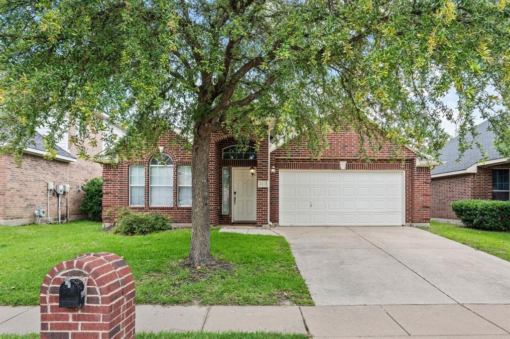 4633 Dwarf Nettle Dr