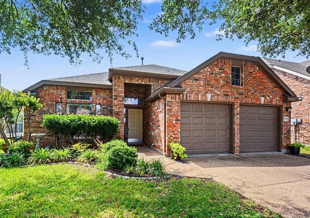 2759 Waterway Dr