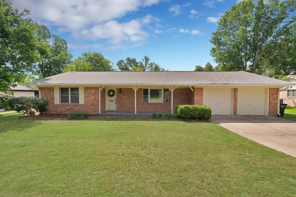 3505 Wedgway Dr