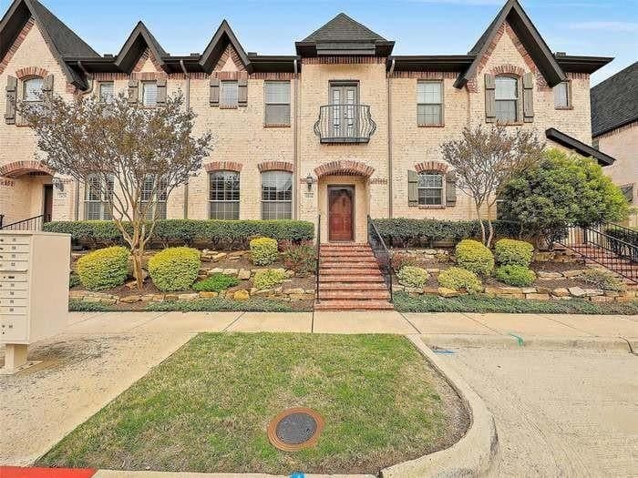 1816 Desoto Dr