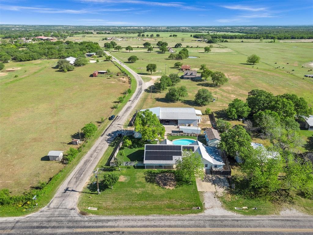 13122 Lipan Hwy
