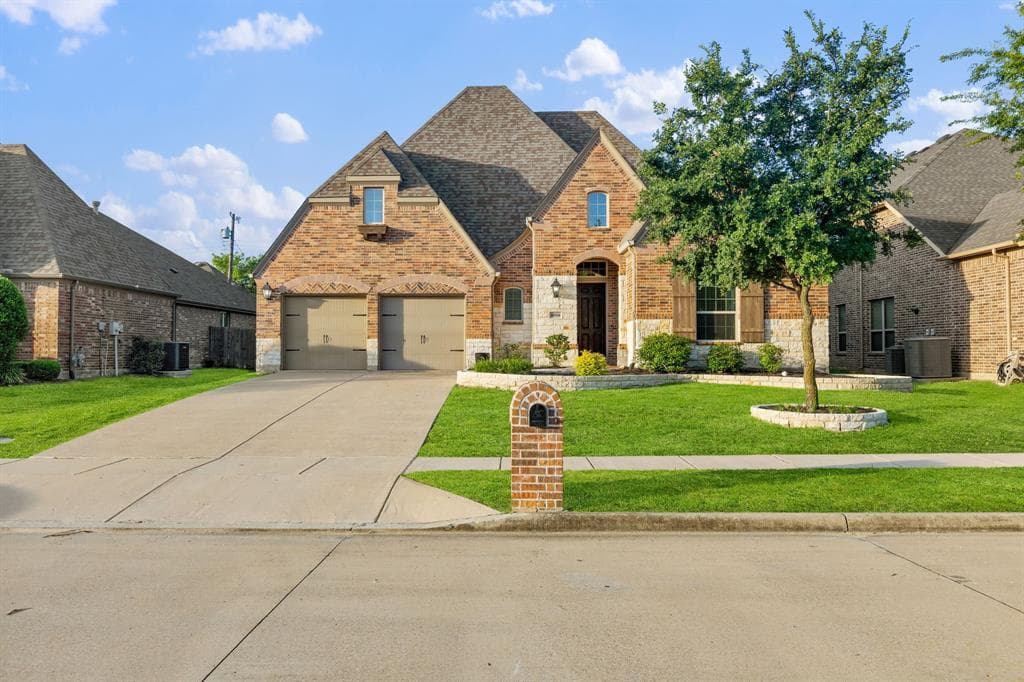 6916 Barolo Dr