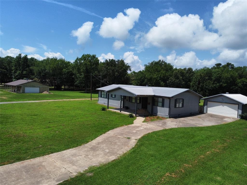 260 County Road 1885