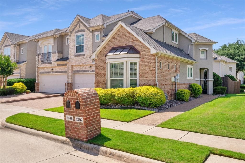 2548 Corbeau Dr
