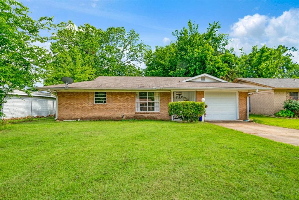 2250 Bella Vista Dr