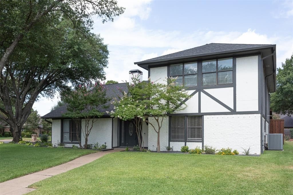 1121 Augusta Ct