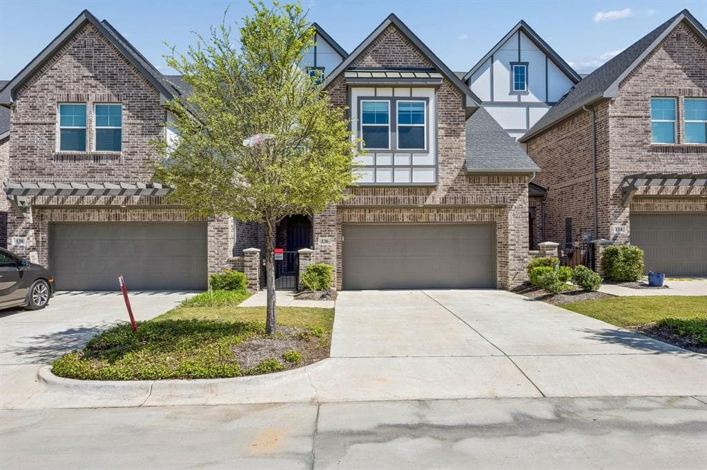 136 Claire Dr
