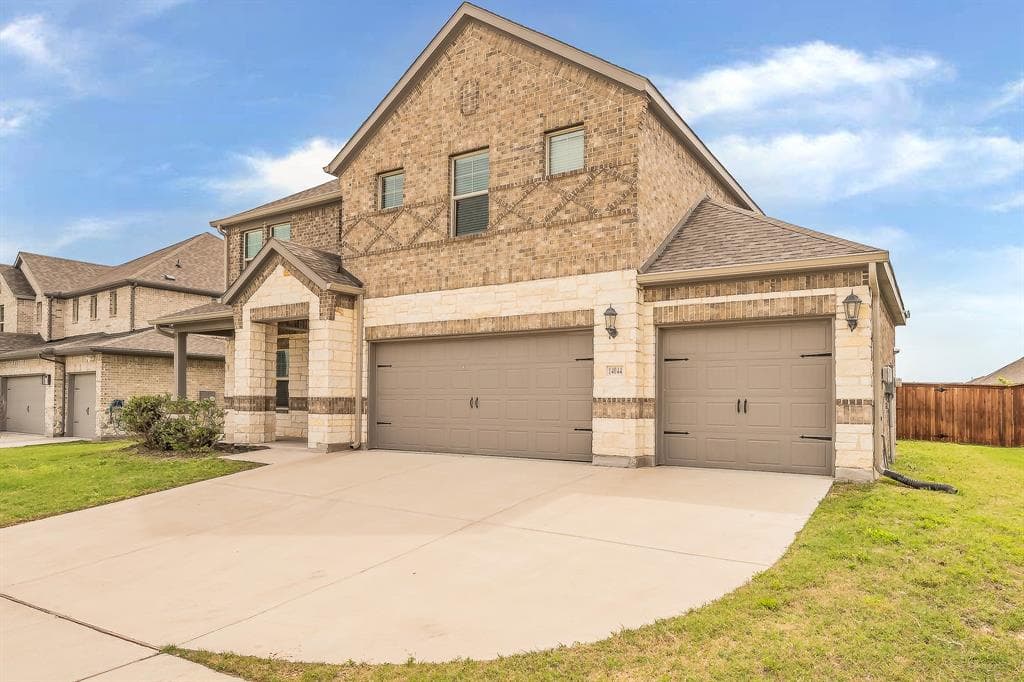 14044 Corvus Dr