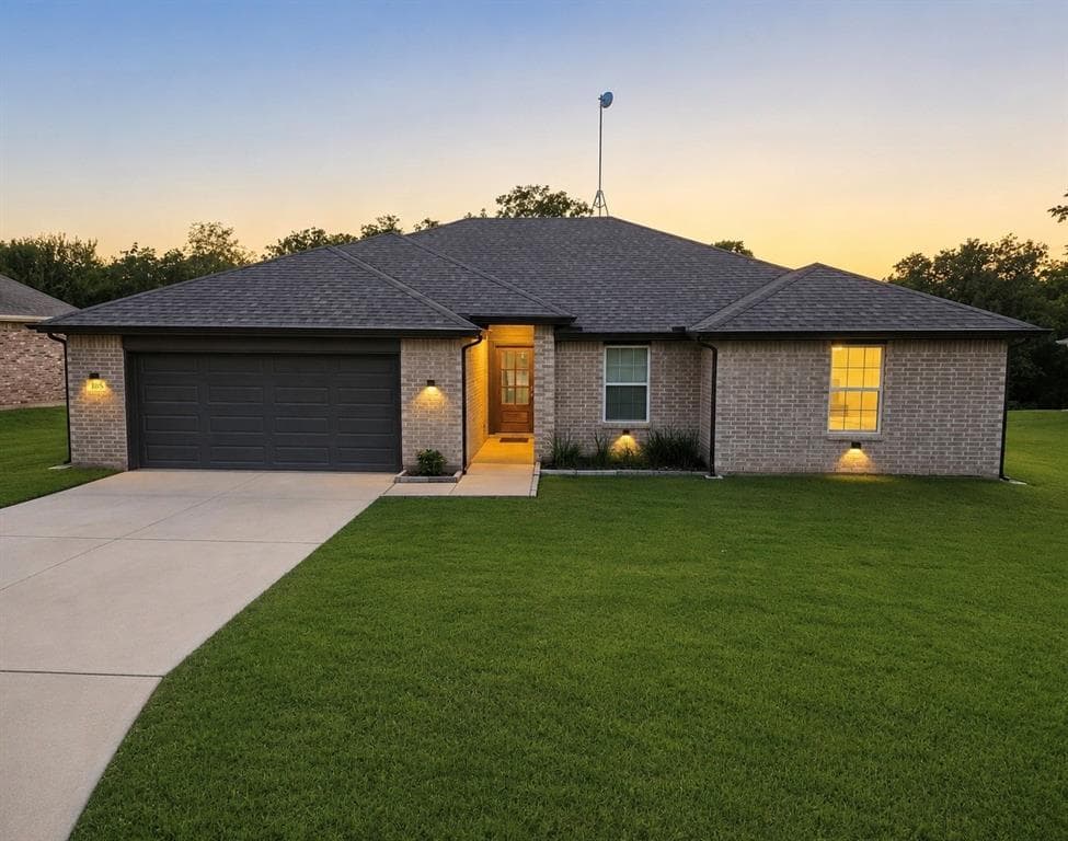 105 Jim Walters Dr