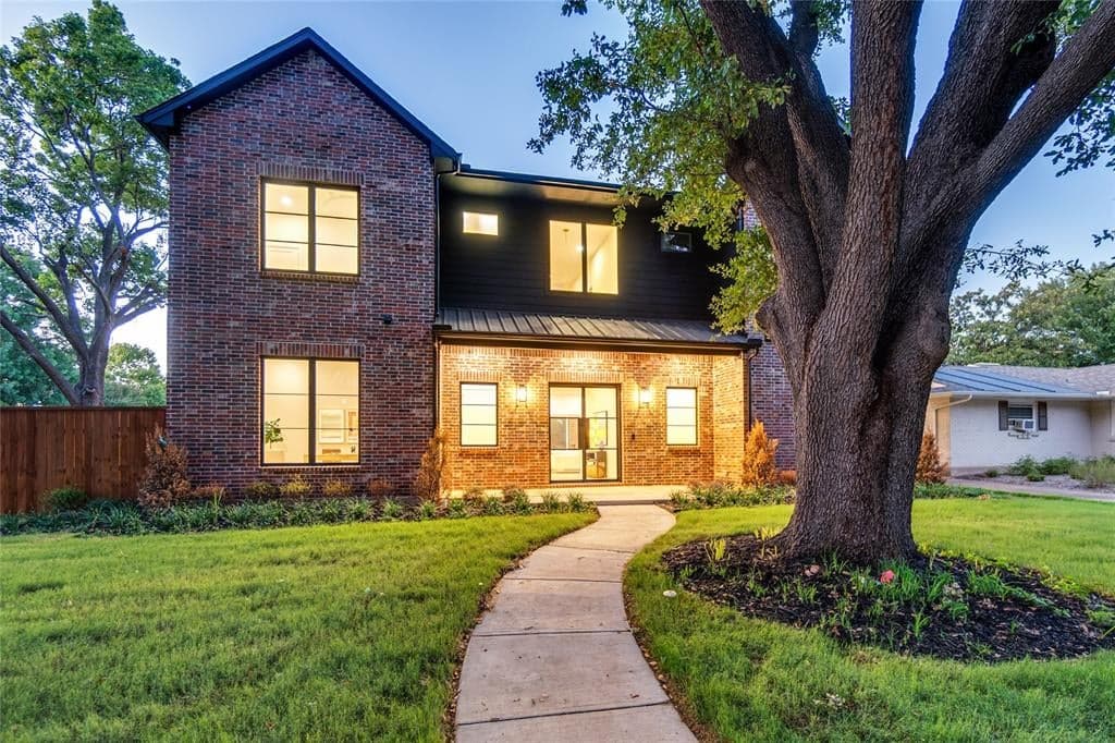 3507 Warick Dr