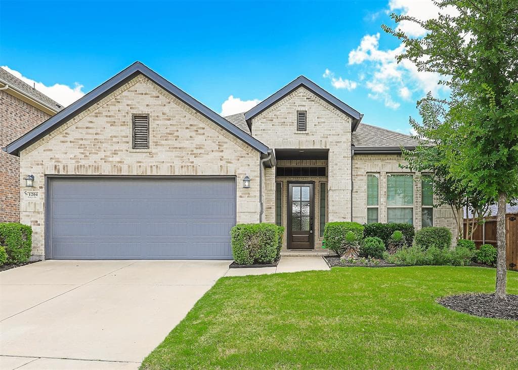 1204 Fargo Dr