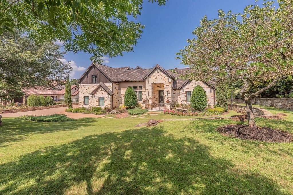 1413 Post Oak Pl