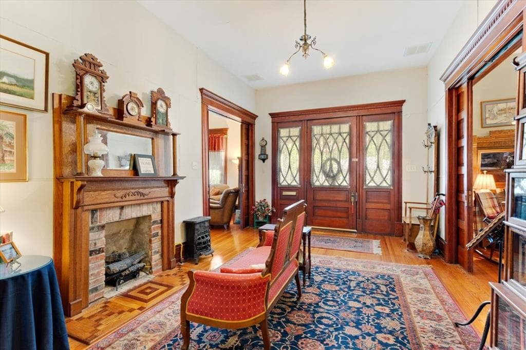 Gallery image 5