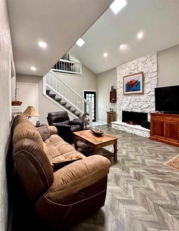 Gallery image 2
