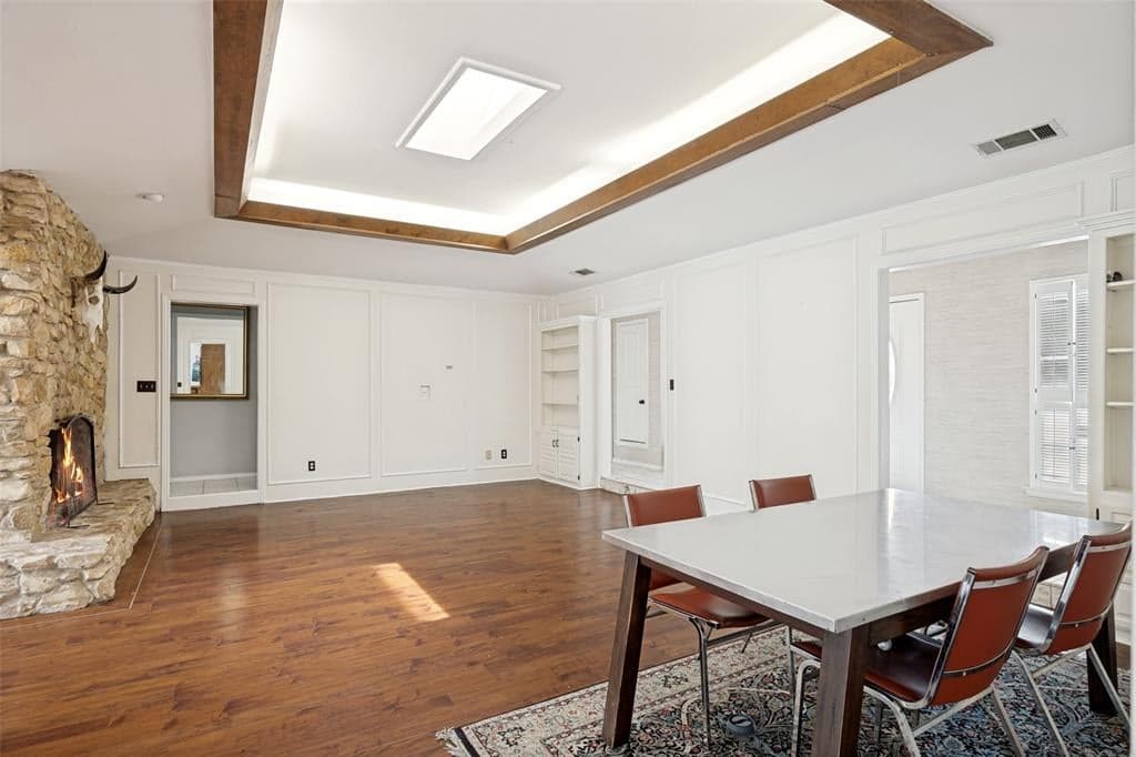 Gallery image 4