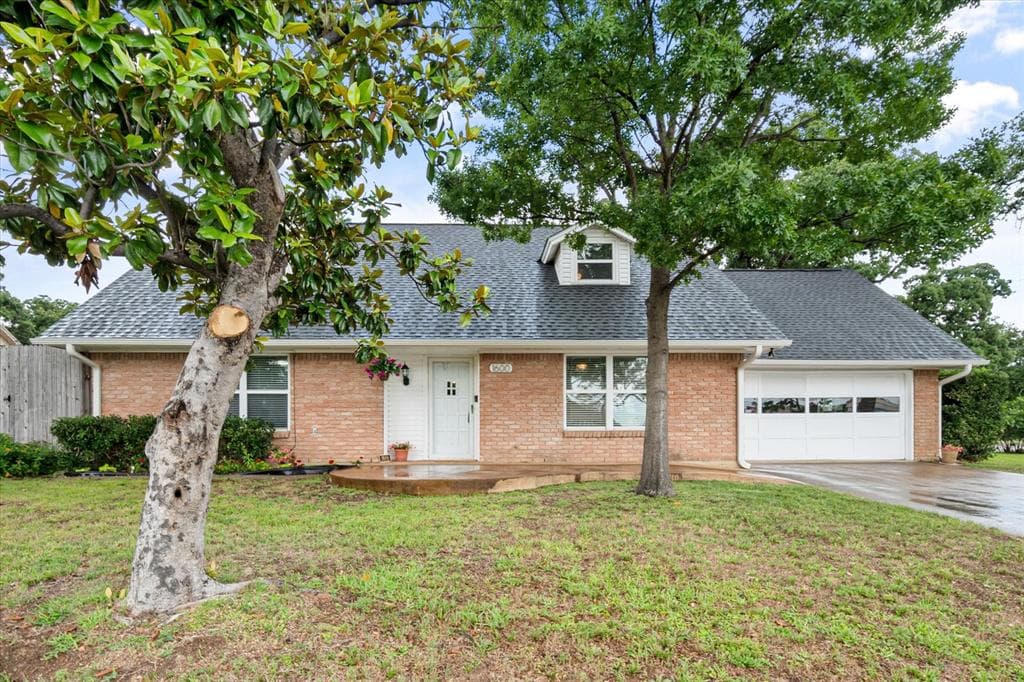 1600 Miller Ct