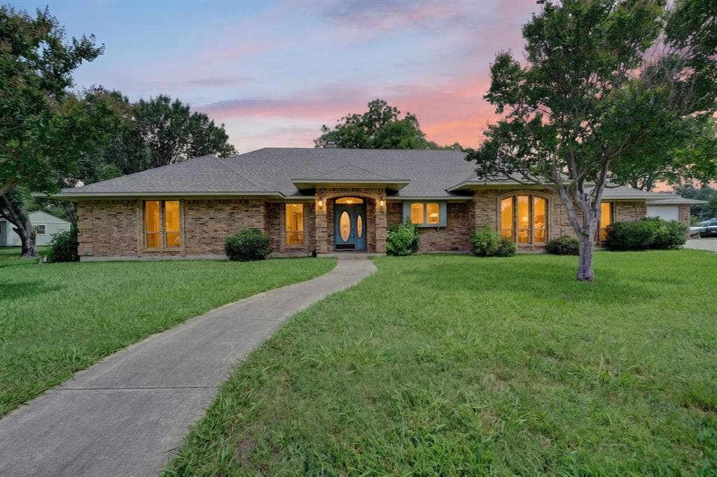 108 Heatherstone Cir
