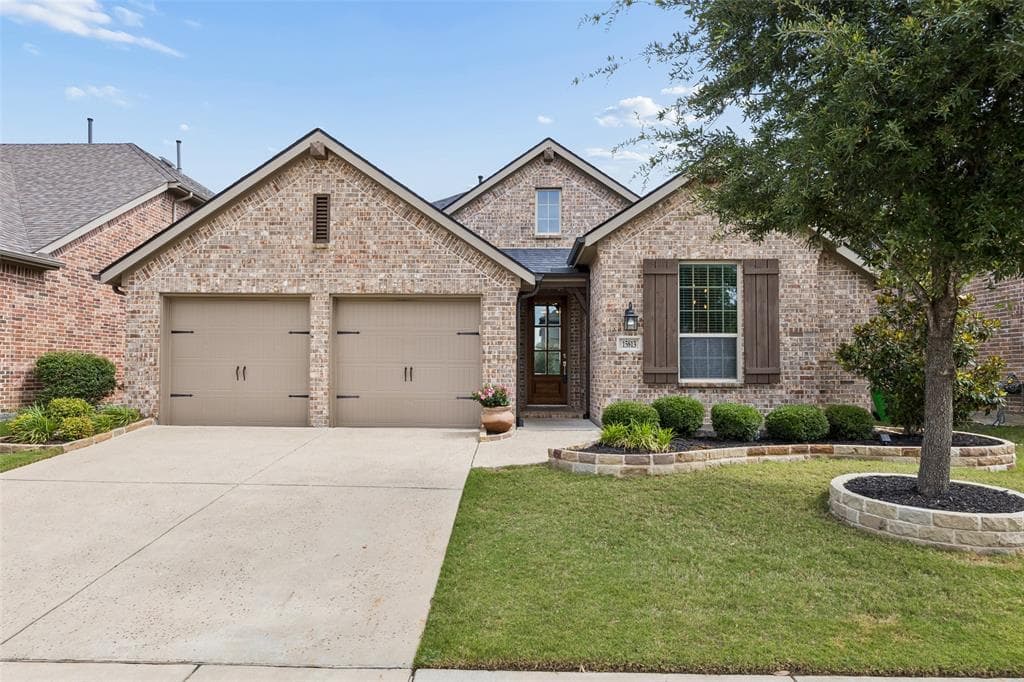 15813 High Line Dr
