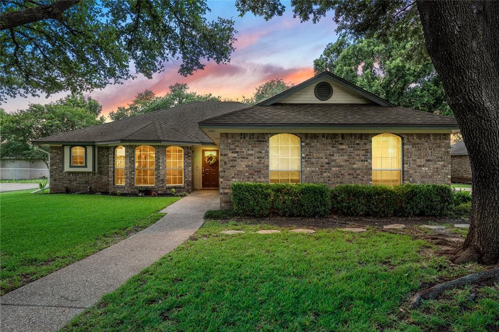 141 Bonham Dr