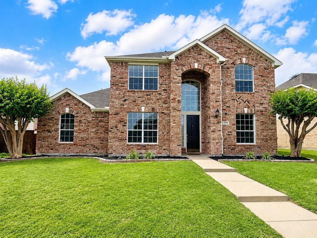 3705 Mason Dr