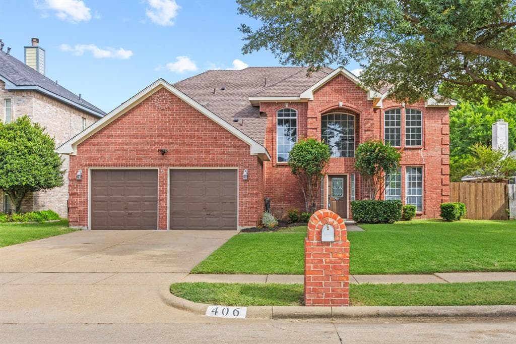 406 Hampton Cir