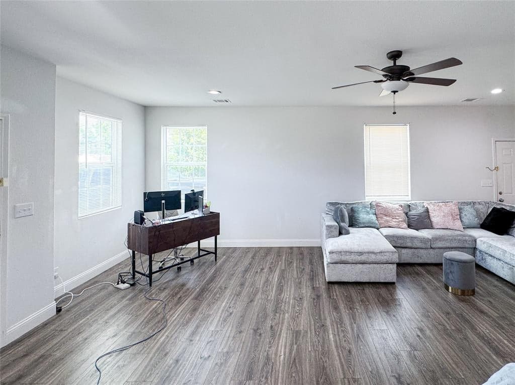 Gallery image 4