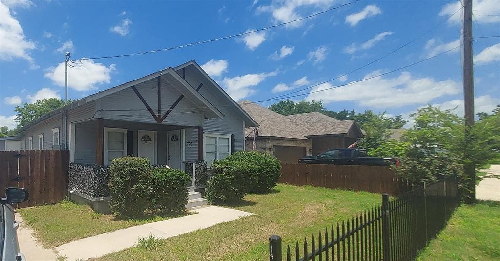 706 Mount Olive St