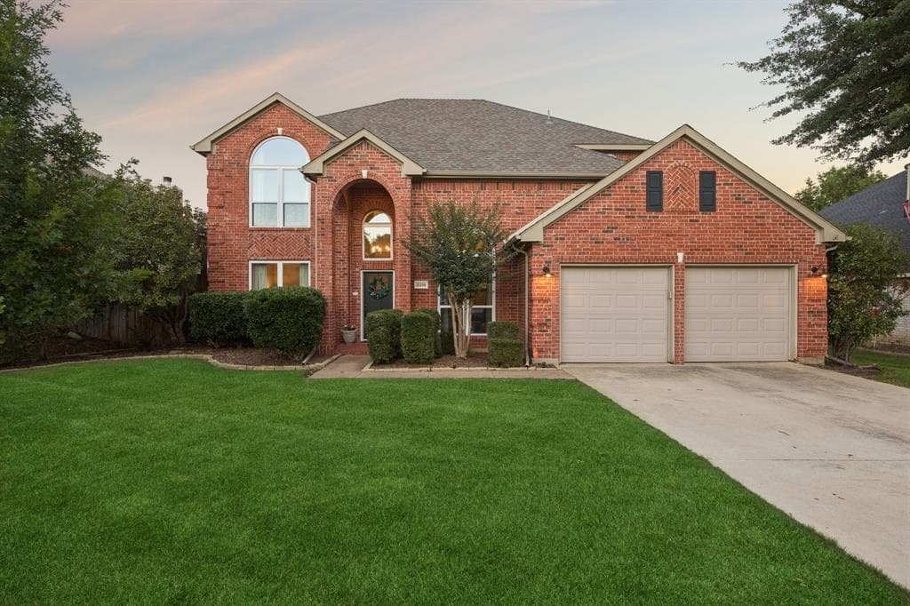 2216 Lockesley Dr