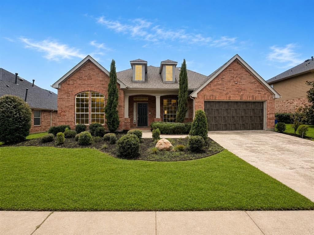 2403 Chenille Way