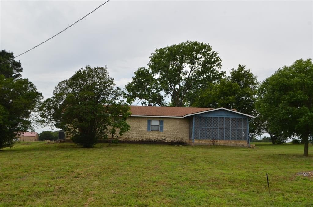 2020 Gage Rd