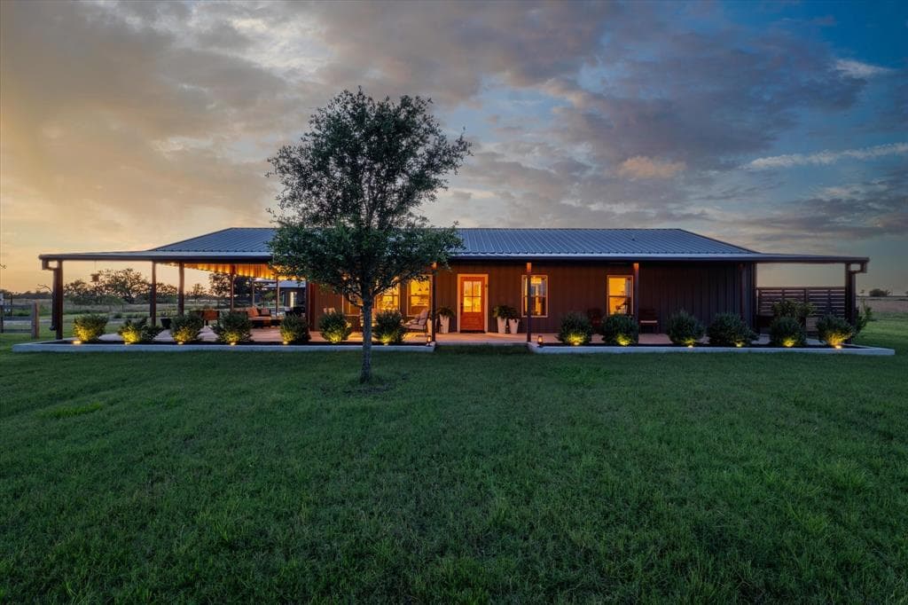 431 County Road 121