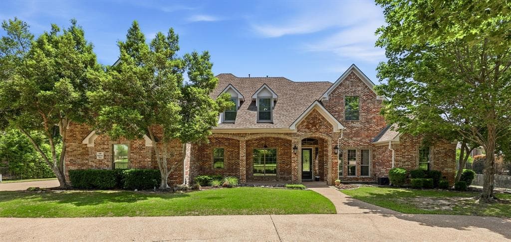 2408 Beachview Dr