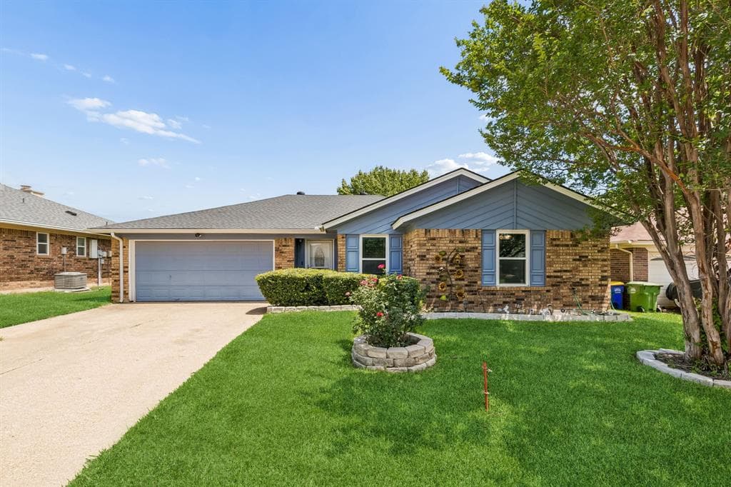 6417 Loma Vista Dr
