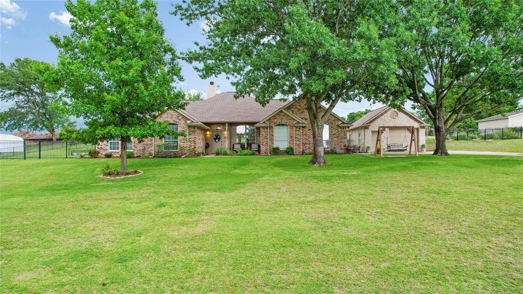 416 Hurricane Creek Cir