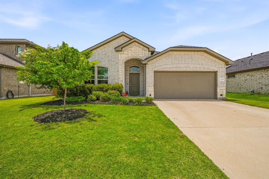 1106 Burlingame Dr