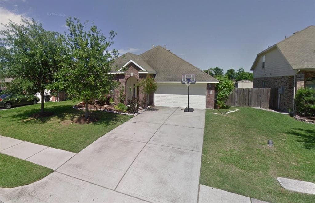 318 Magnolia Estates Dr