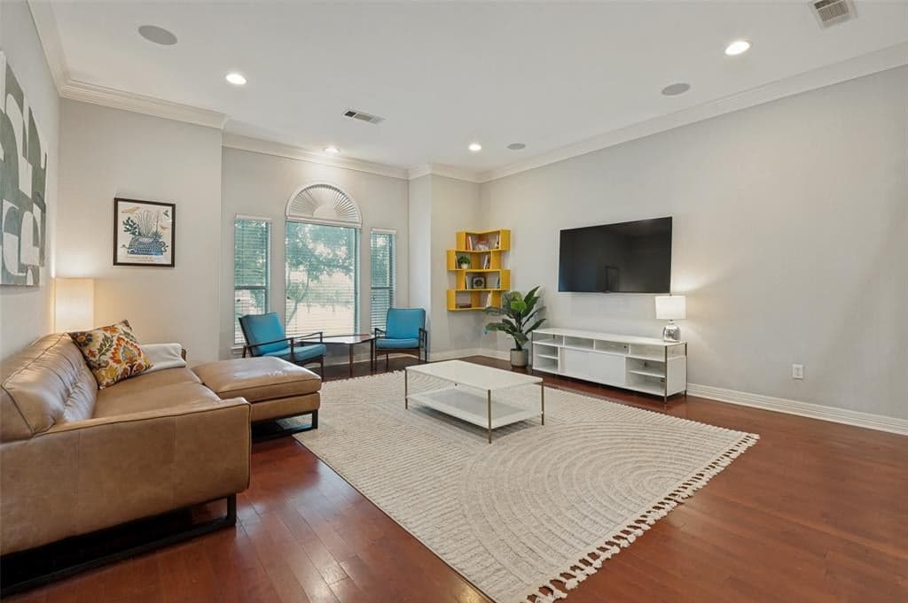Gallery image 5