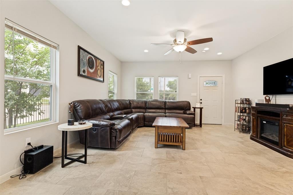 Gallery image 3