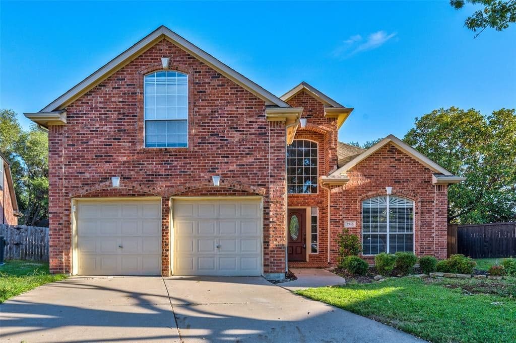 2916 Raven Cir