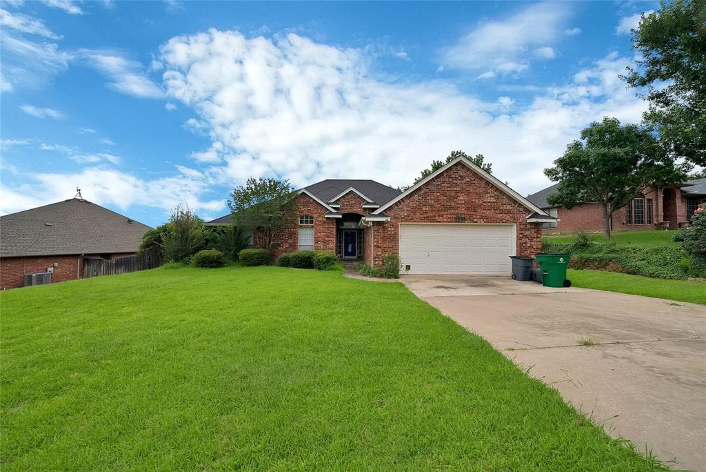 503 Hilltop Pl