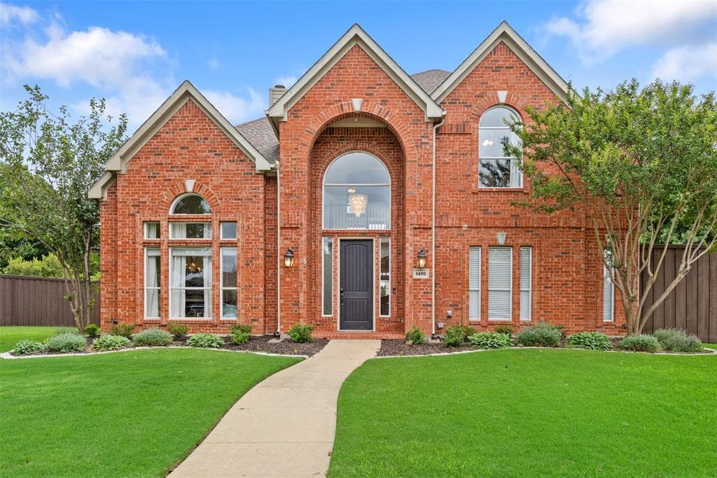 4406 Lauren Way