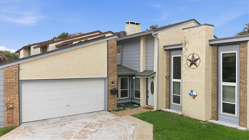 1813 Greenspring Cir