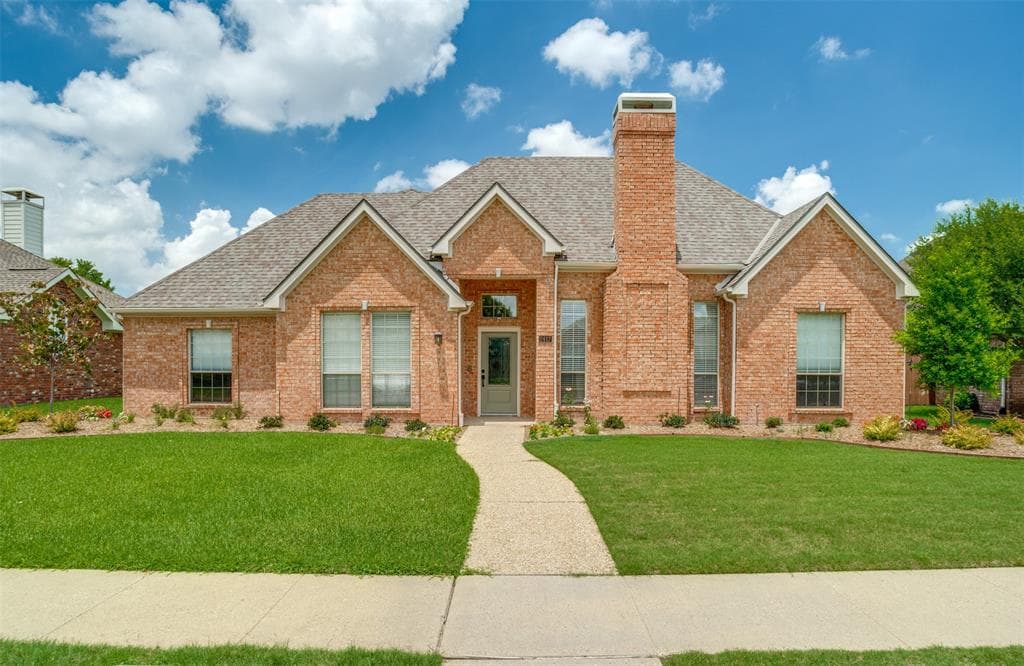 2417 Redfield Dr