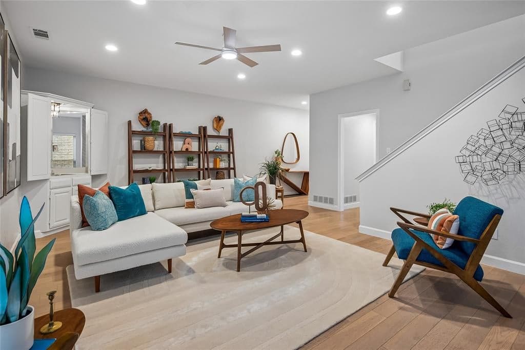 Gallery image 2