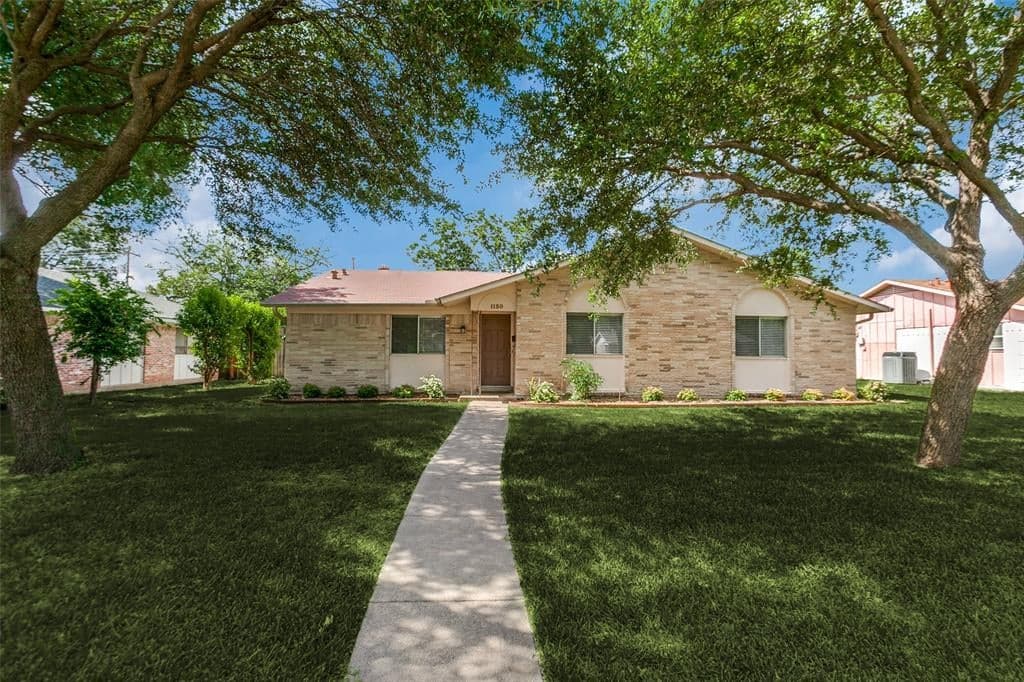 1130 Greencove Ln