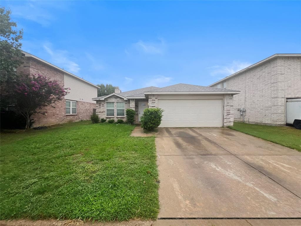 3832 Foxhound Ln
