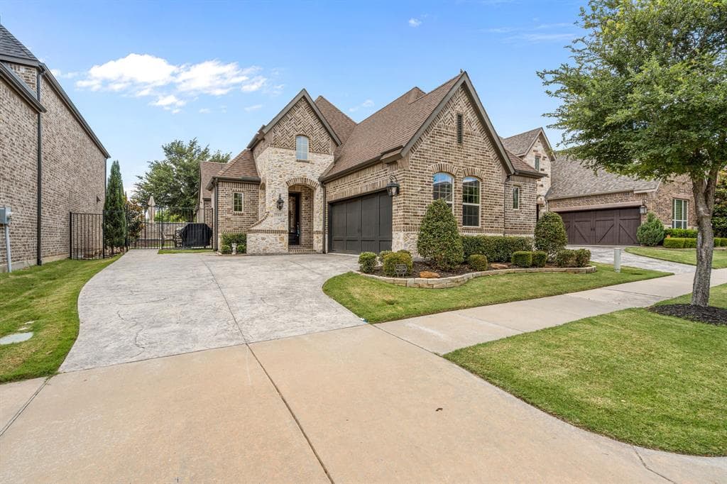 759 Mission Ct