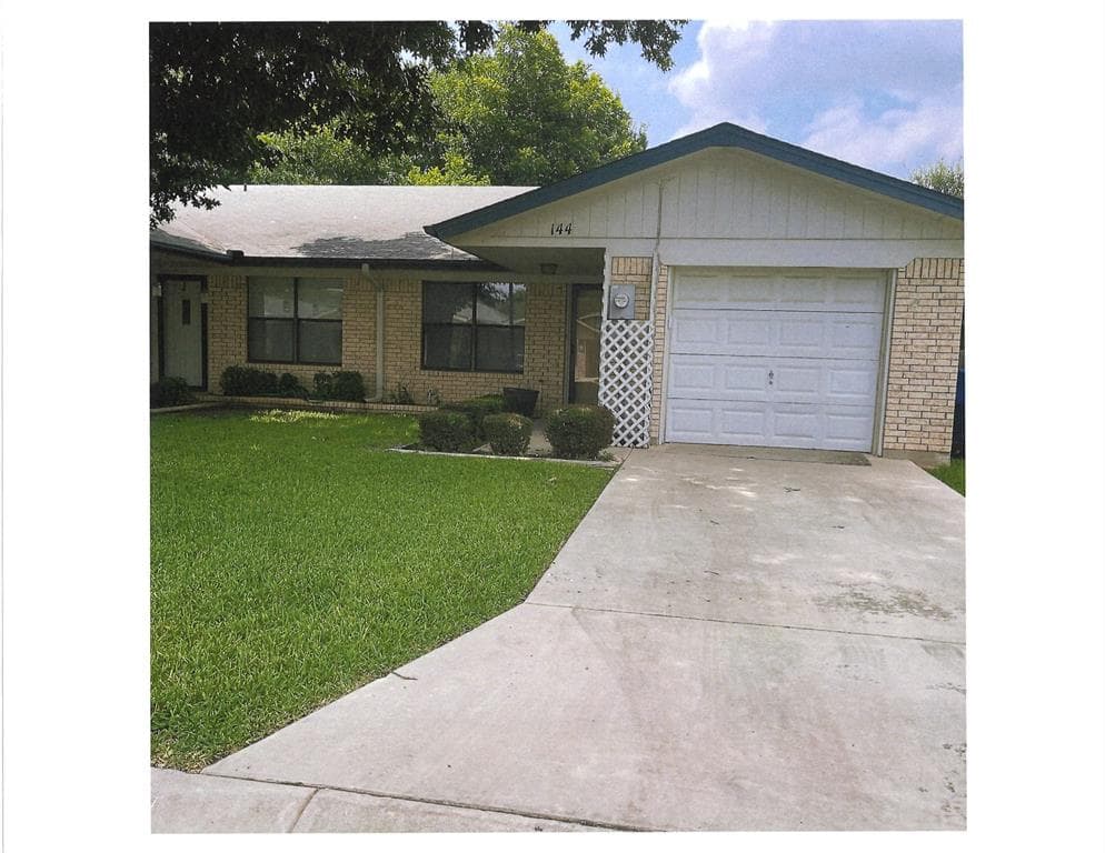 144 Azalea Dr