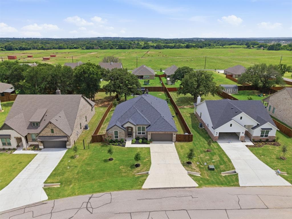 1128 Trinity Dr